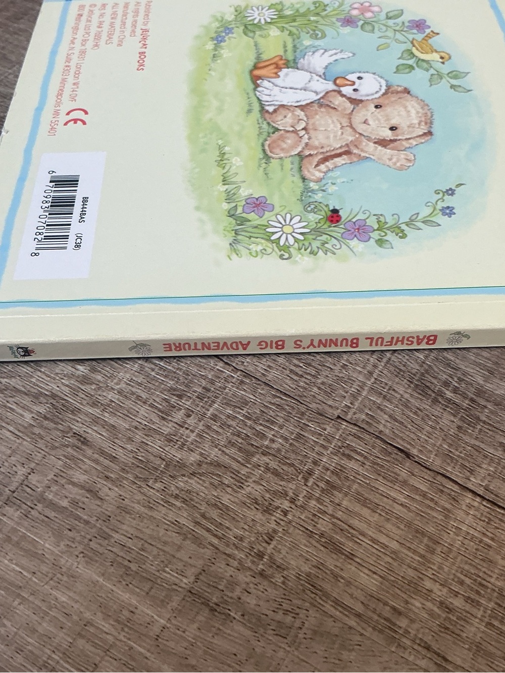 Jellycat Bashful Bunny’s Big Adventure Board Book 2008 - Picture 7 of 9